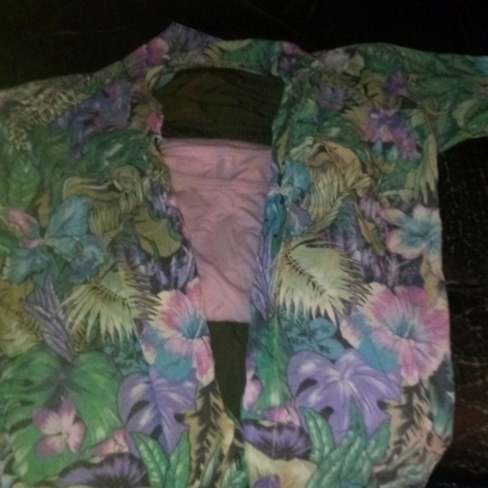 1 Sumner outfit women's large 16 pants with  large t-shirt, Floral Print